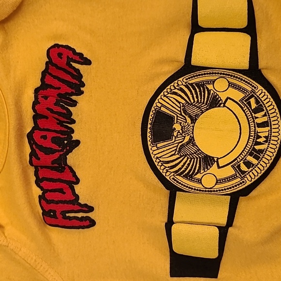 Hulkamania yellow short sleeved onesie/bodysuit - Picture 4 of 4